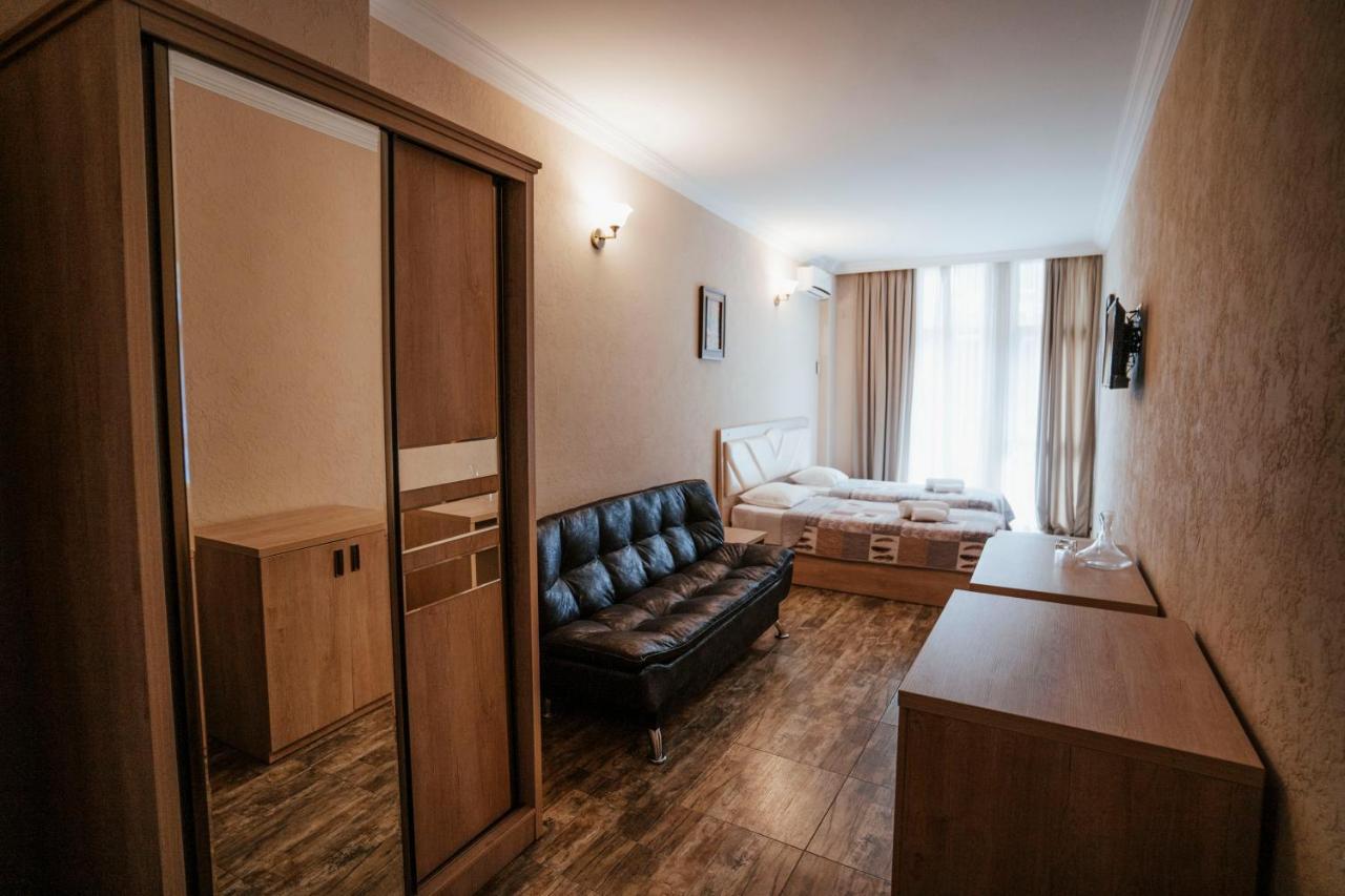 Hotel General Batumi Ngoại thất bức ảnh