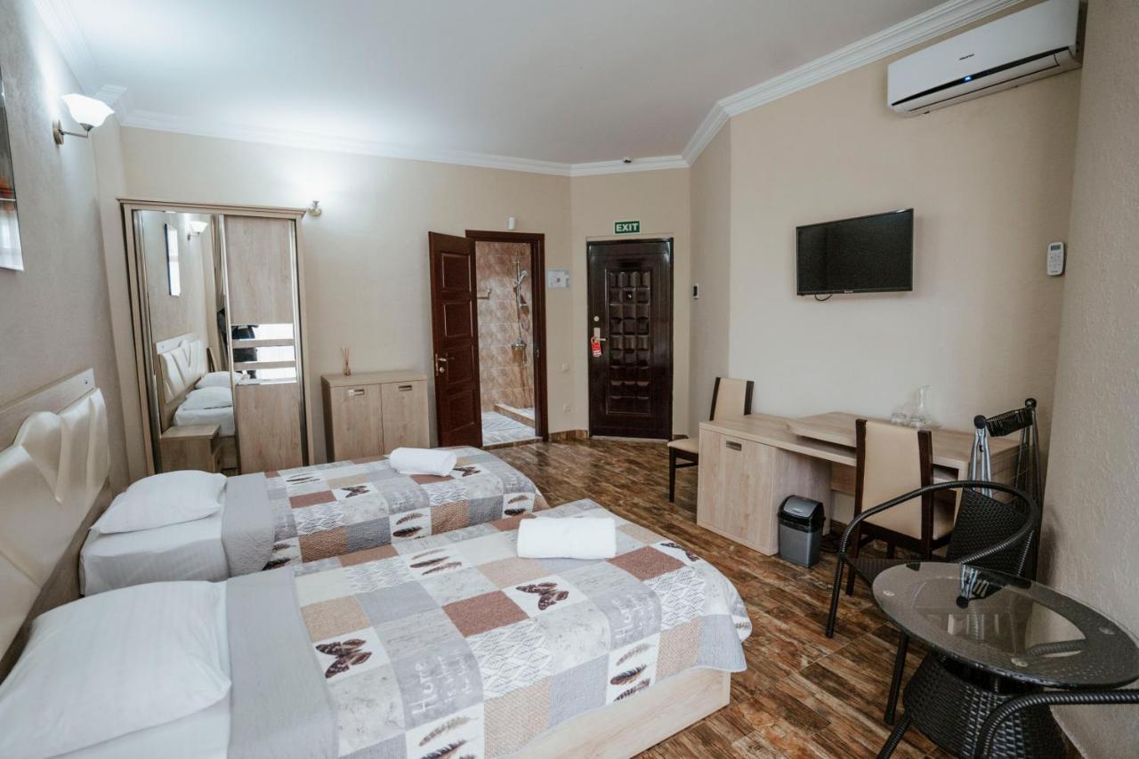 Hotel General Batumi Ngoại thất bức ảnh