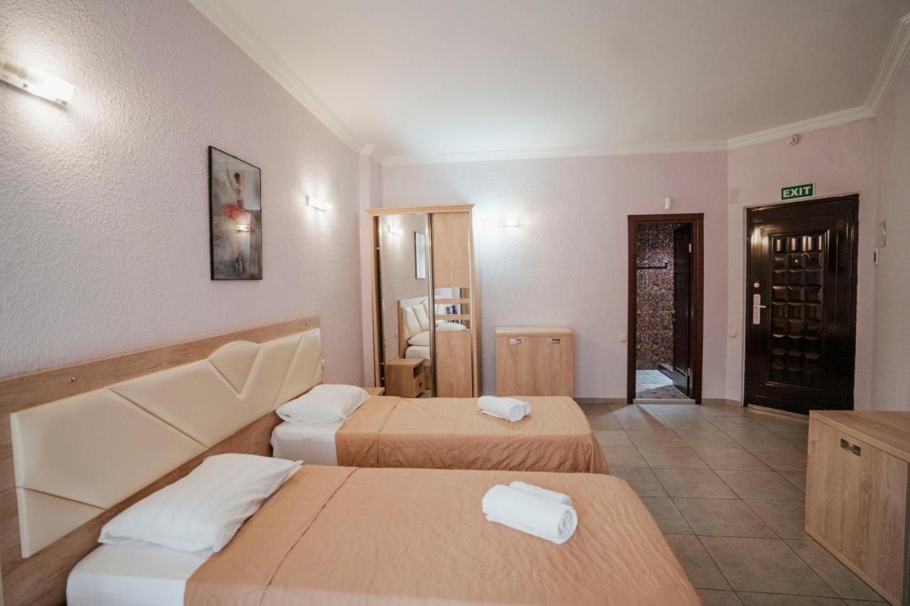 Hotel General Batumi Ngoại thất bức ảnh