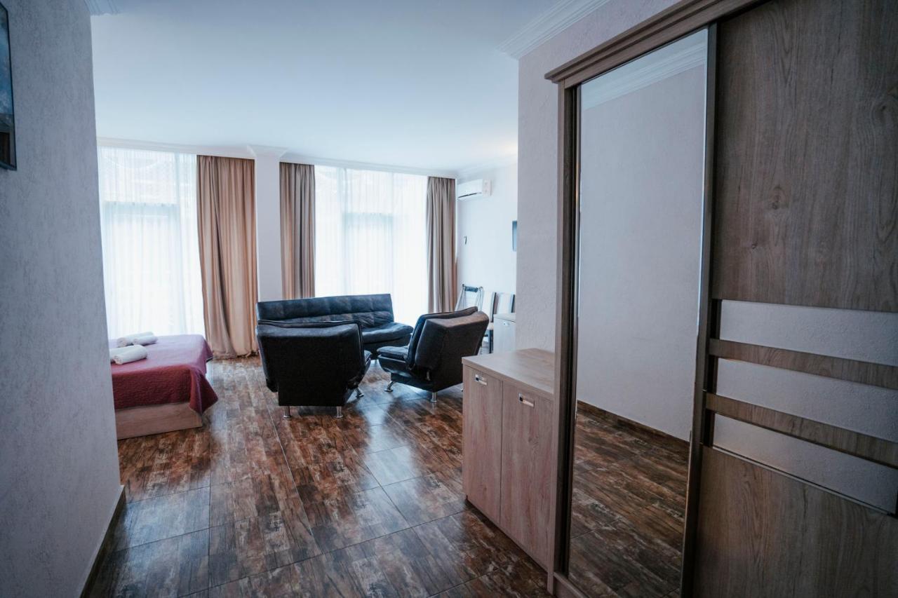 Hotel General Batumi Ngoại thất bức ảnh