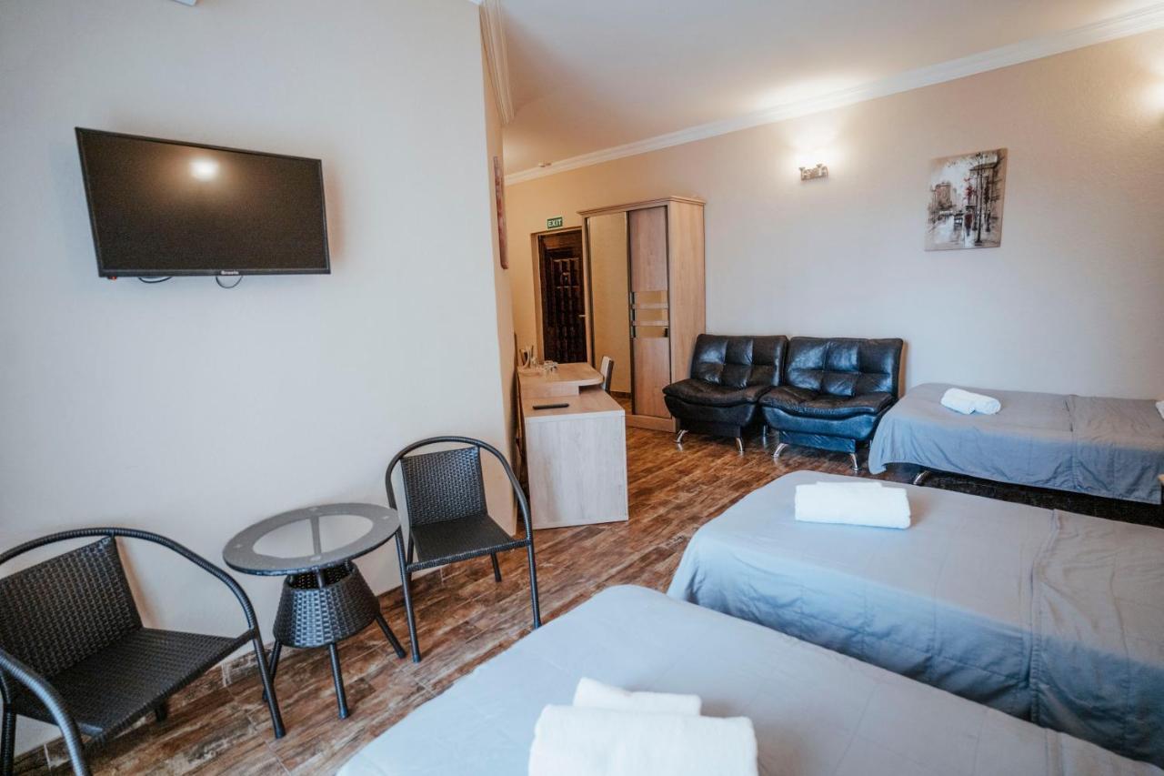 Hotel General Batumi Ngoại thất bức ảnh