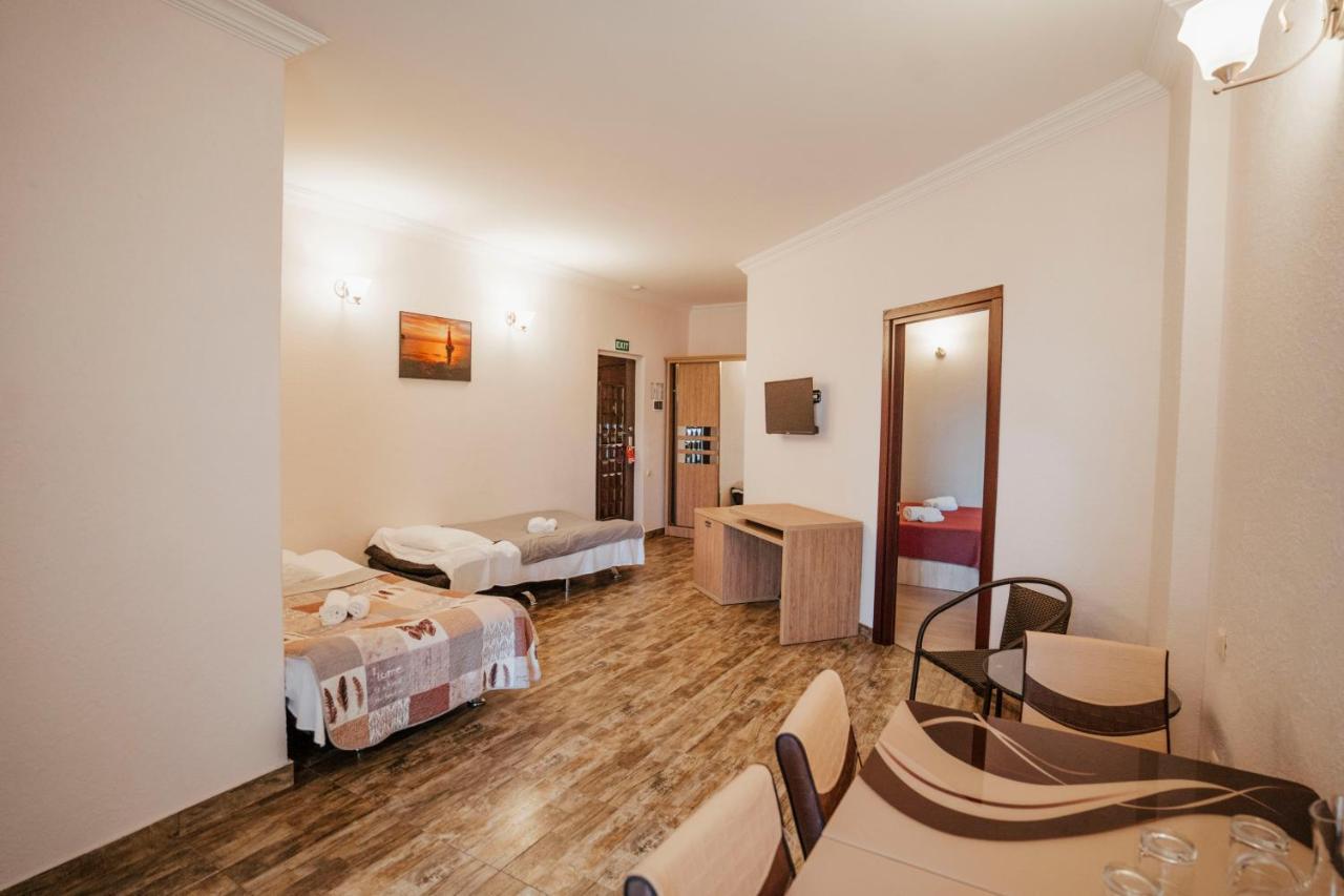 Hotel General Batumi Ngoại thất bức ảnh