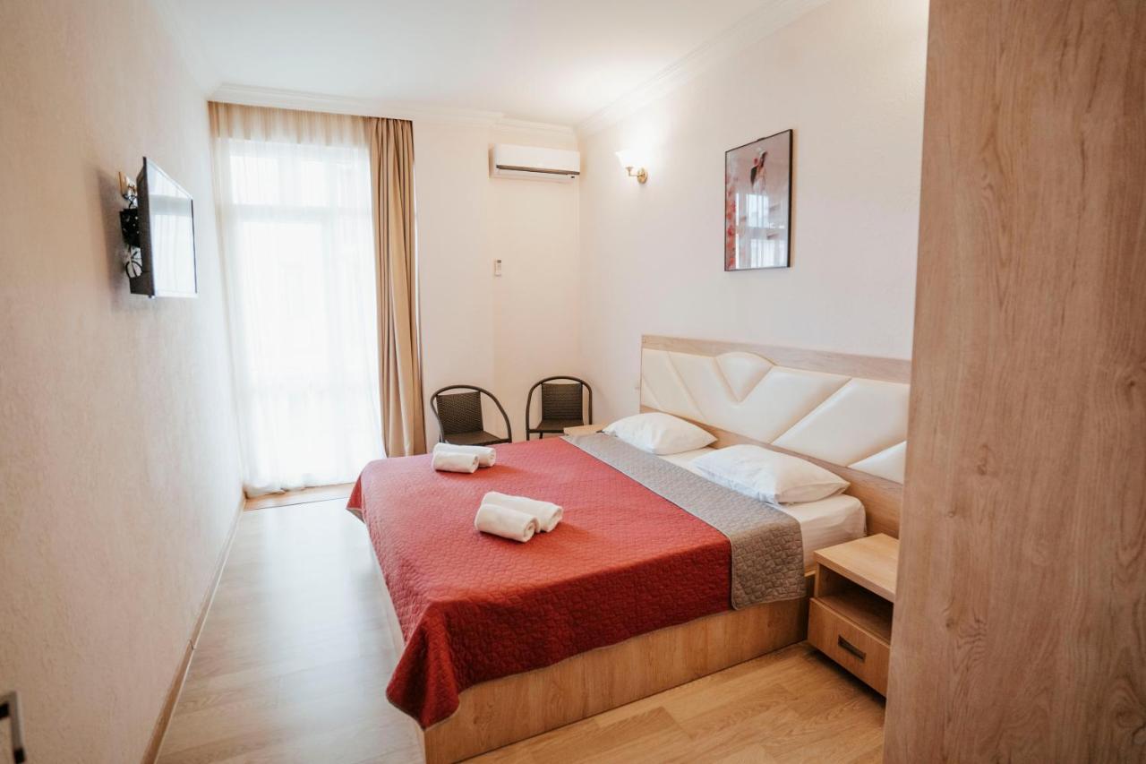 Hotel General Batumi Ngoại thất bức ảnh