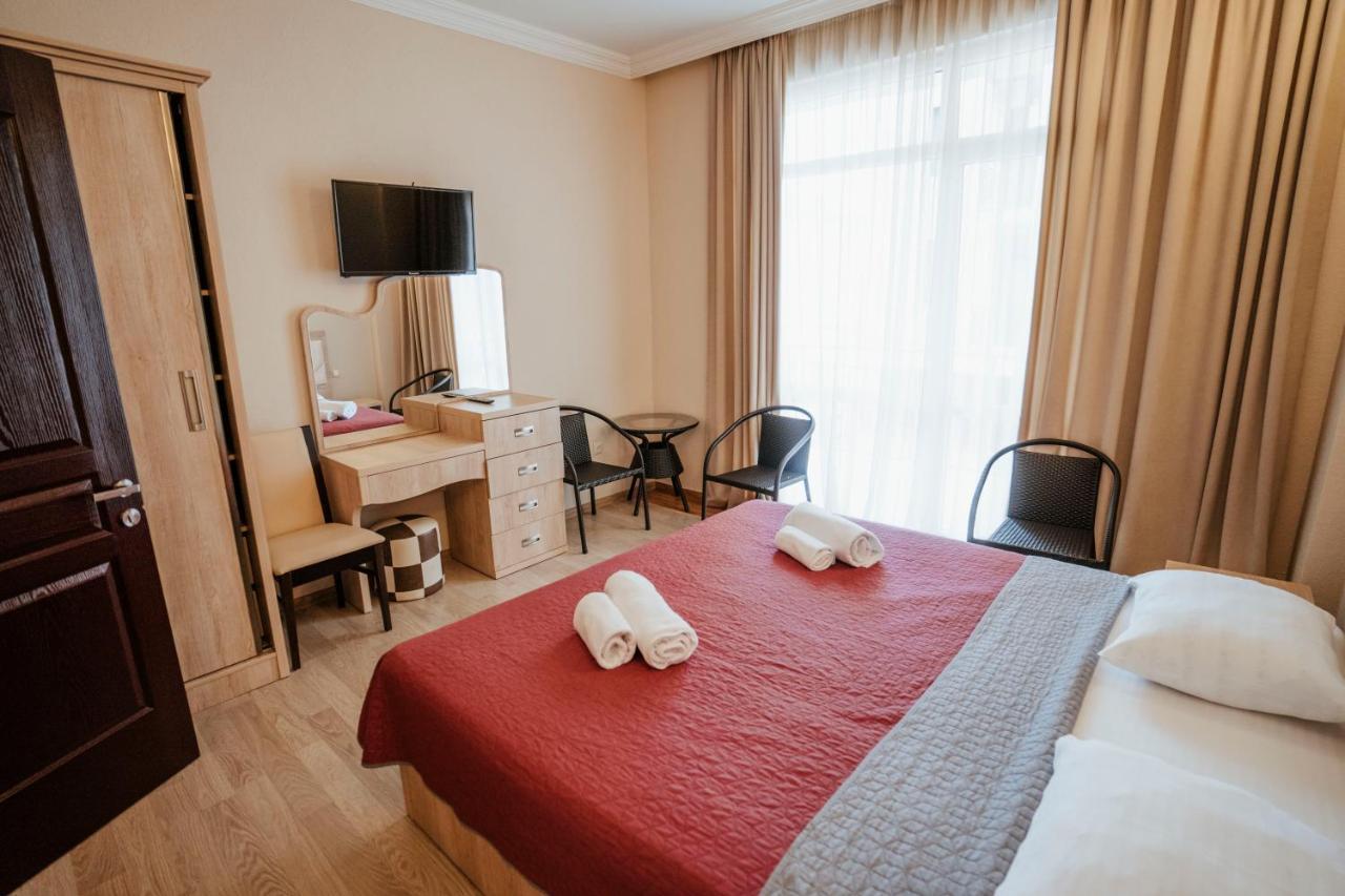 Hotel General Batumi Ngoại thất bức ảnh