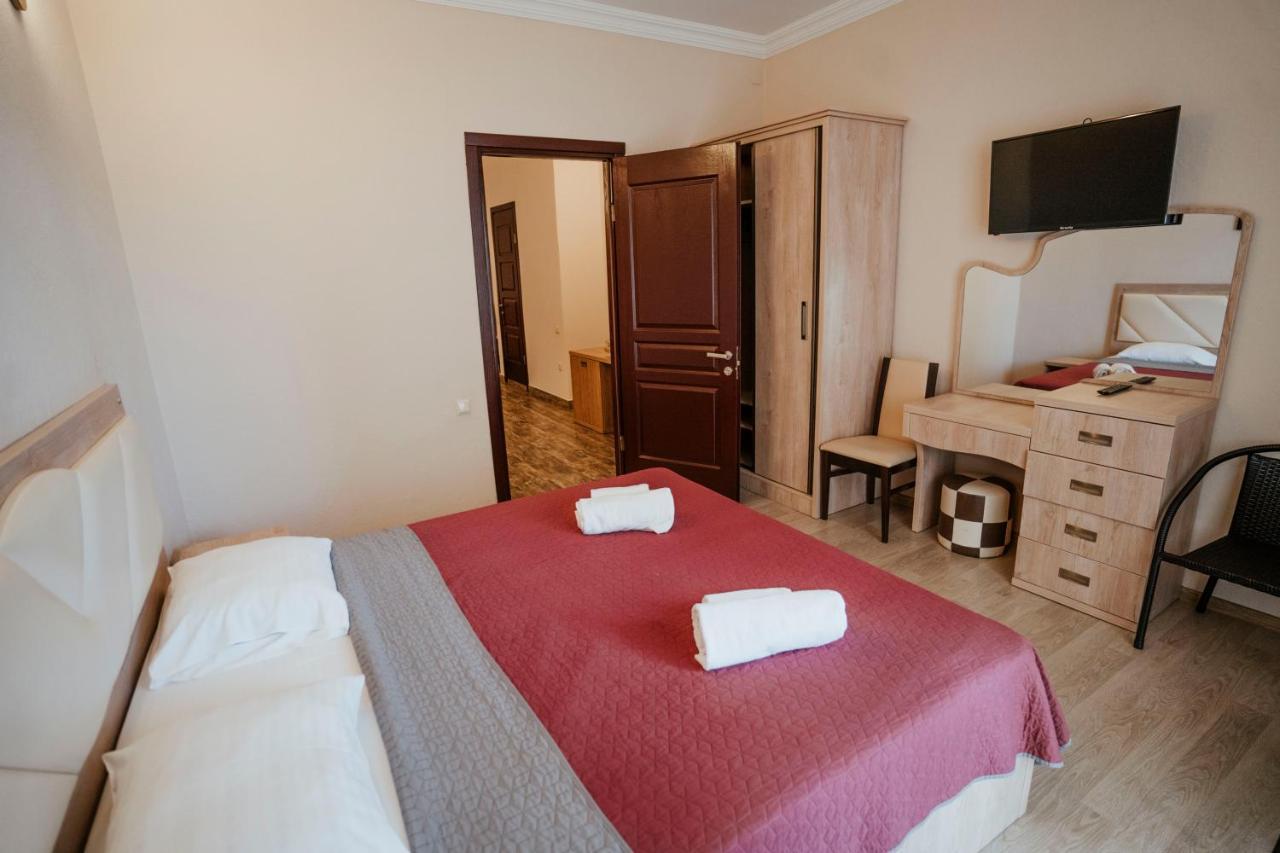 Hotel General Batumi Ngoại thất bức ảnh