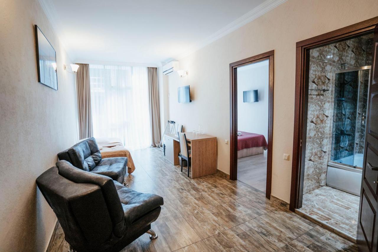 Hotel General Batumi Ngoại thất bức ảnh