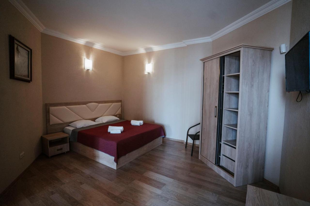 Hotel General Batumi Ngoại thất bức ảnh