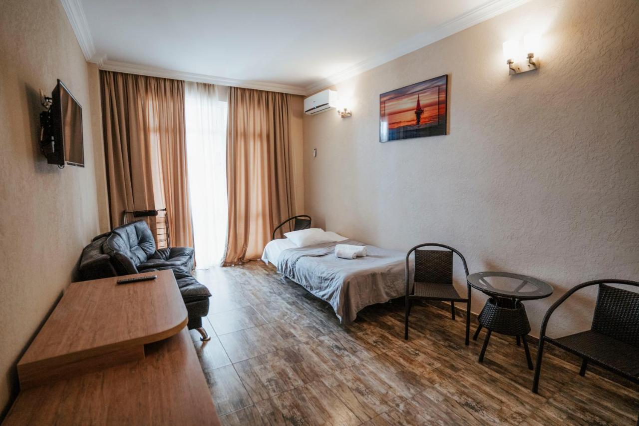 Hotel General Batumi Ngoại thất bức ảnh