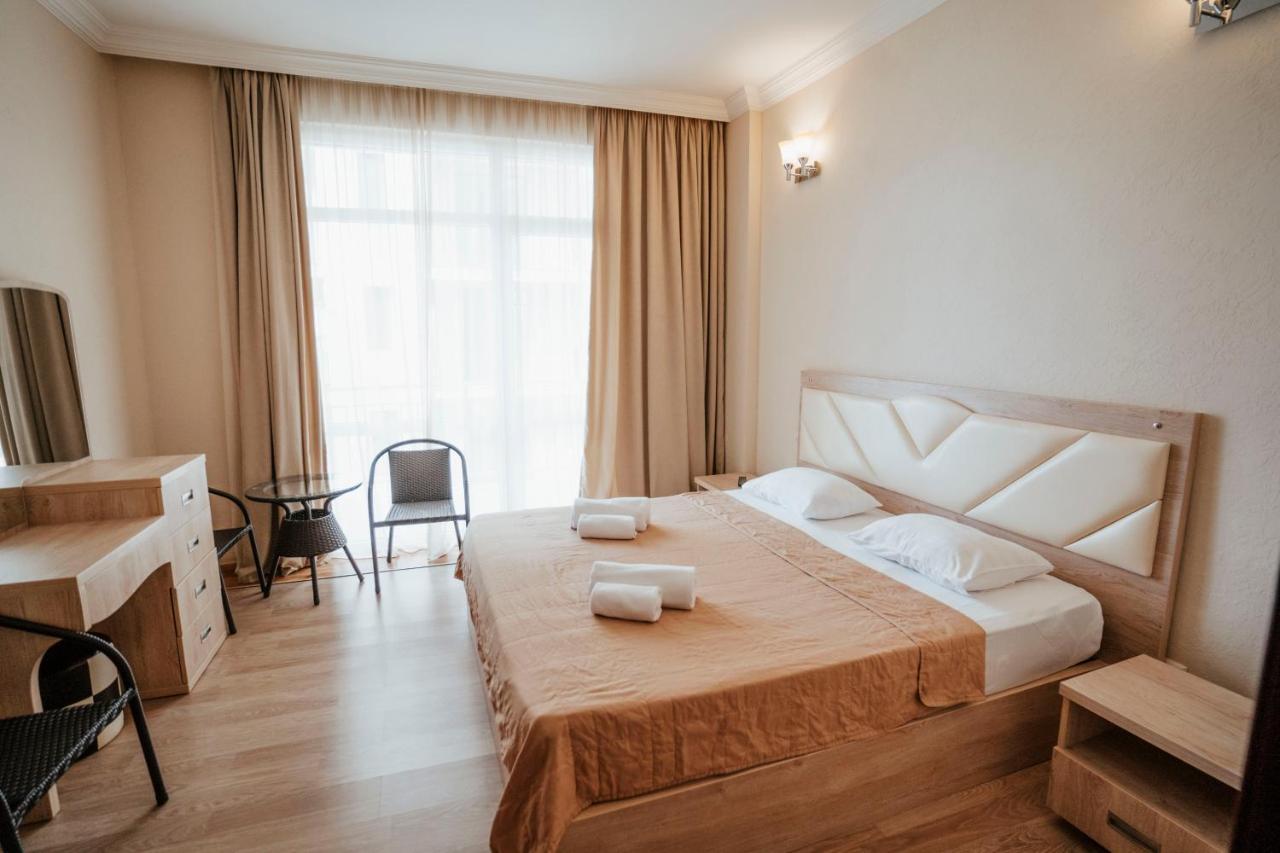 Hotel General Batumi Ngoại thất bức ảnh