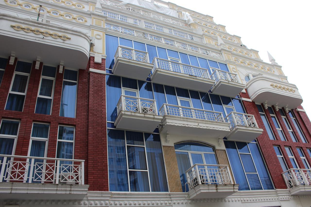 Hotel General Batumi Ngoại thất bức ảnh